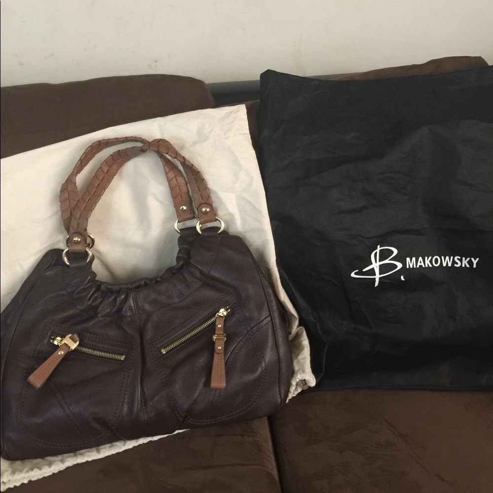 B. Makowsky satchel